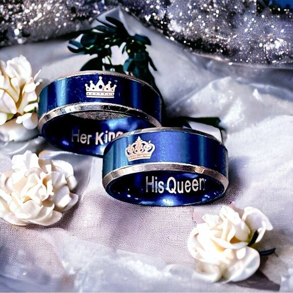 Her King/His Queen - Crown Ring set in Blue l Stainless Steel l New - Picture 1 of 9